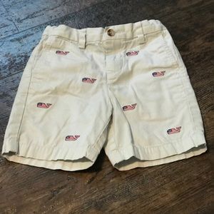 Vineyard vine shorts